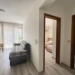Apart Otel Fora Çeşme