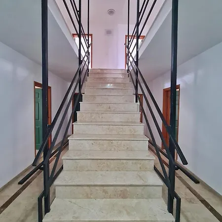Fora Appart hôtel *