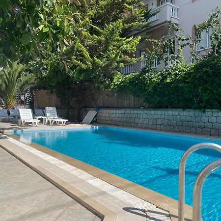 Fora Apartahotel