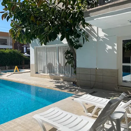 Apartahotel Fora