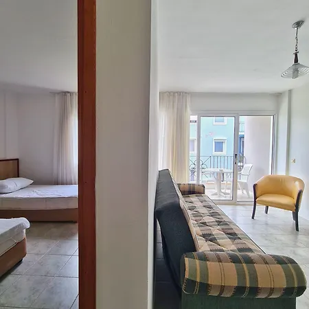 Fora Apartahotel Çeşme