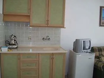 Fora * Çeşme