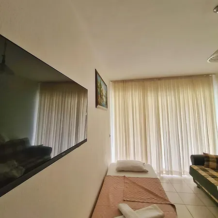 Fora Apartmanhotel 3*