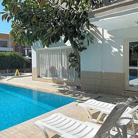 Aparthotel Fora Cesme