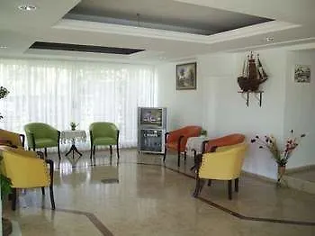 شقة فندقية Fora 4*